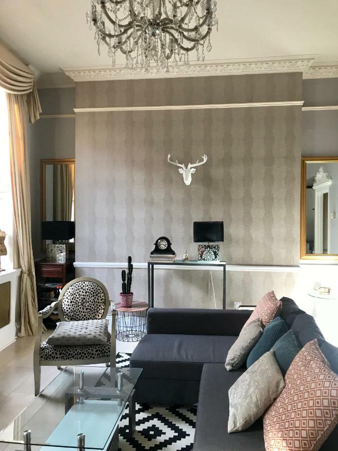 City Centre Georgian Style Apartment Dublin Buitenkant foto