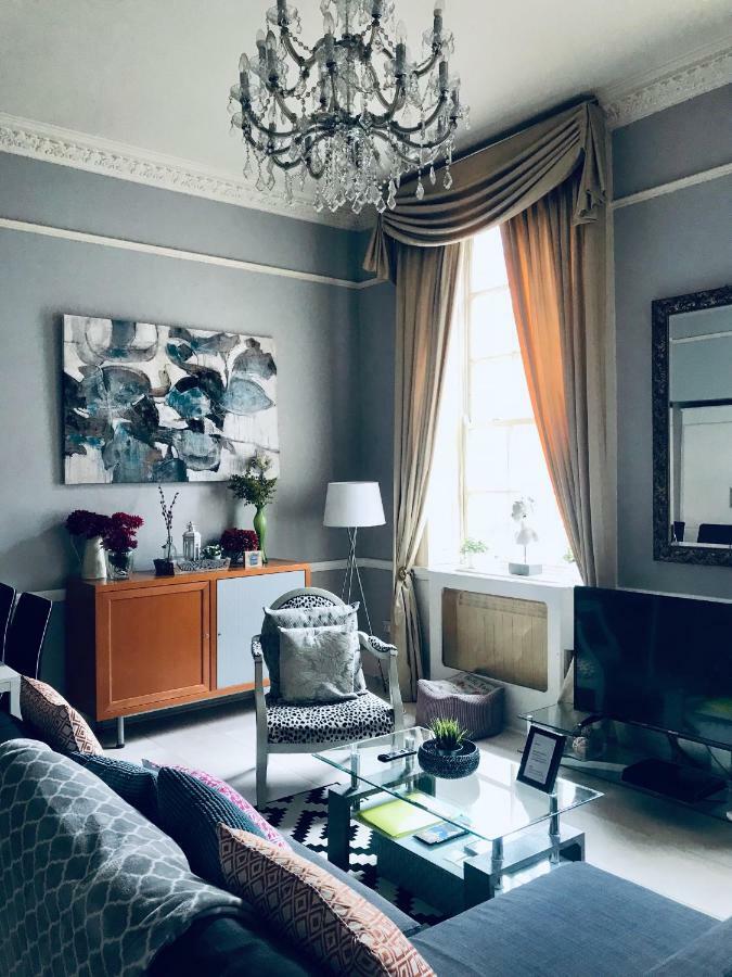 City Centre Georgian Style Apartment Dublin Buitenkant foto