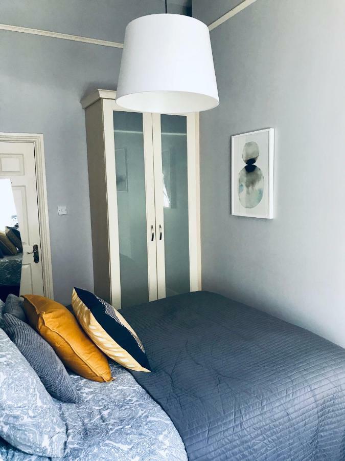 City Centre Georgian Style Apartment Dublin Buitenkant foto
